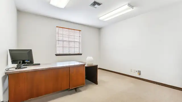 View image 18
