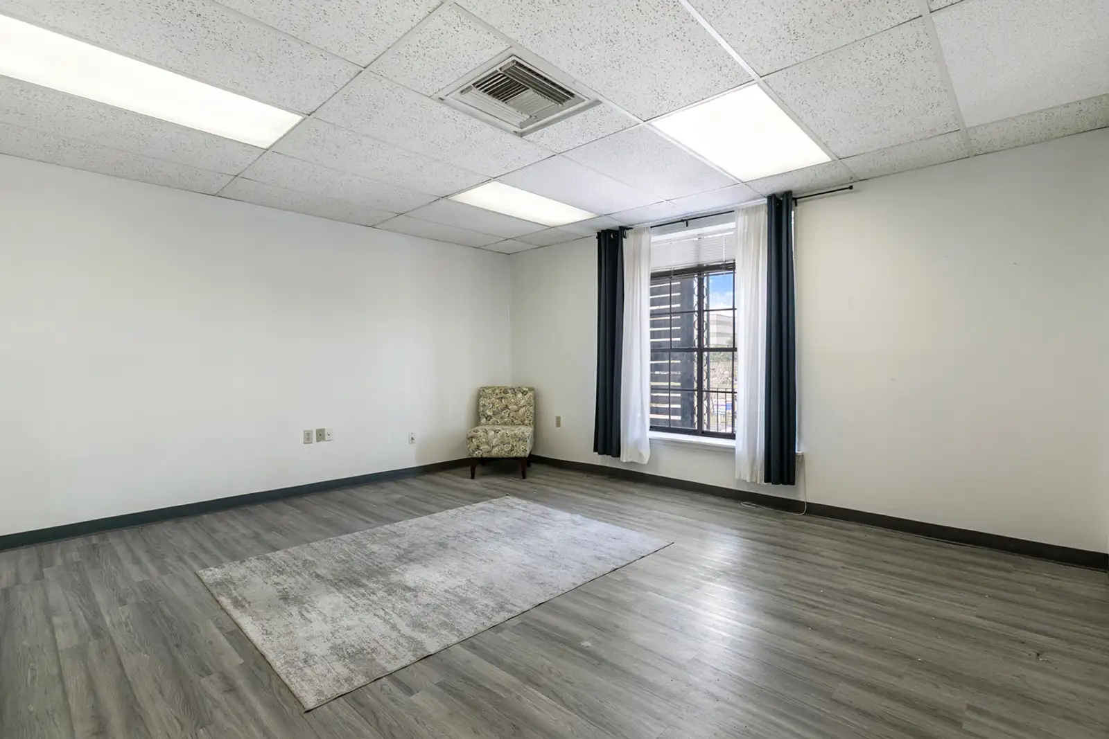 Office 4b - 2325 Severn Ave Unit 4