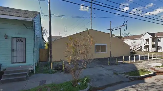 Centrally Located Commercial Space thumbnail 2