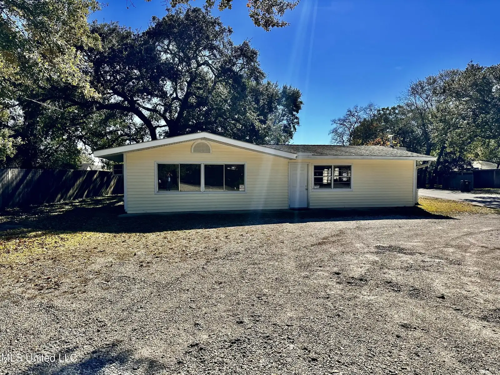 415 Old Pass Rd