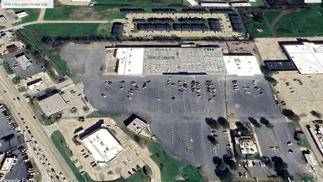 Former Kmart Store thumbnail 2