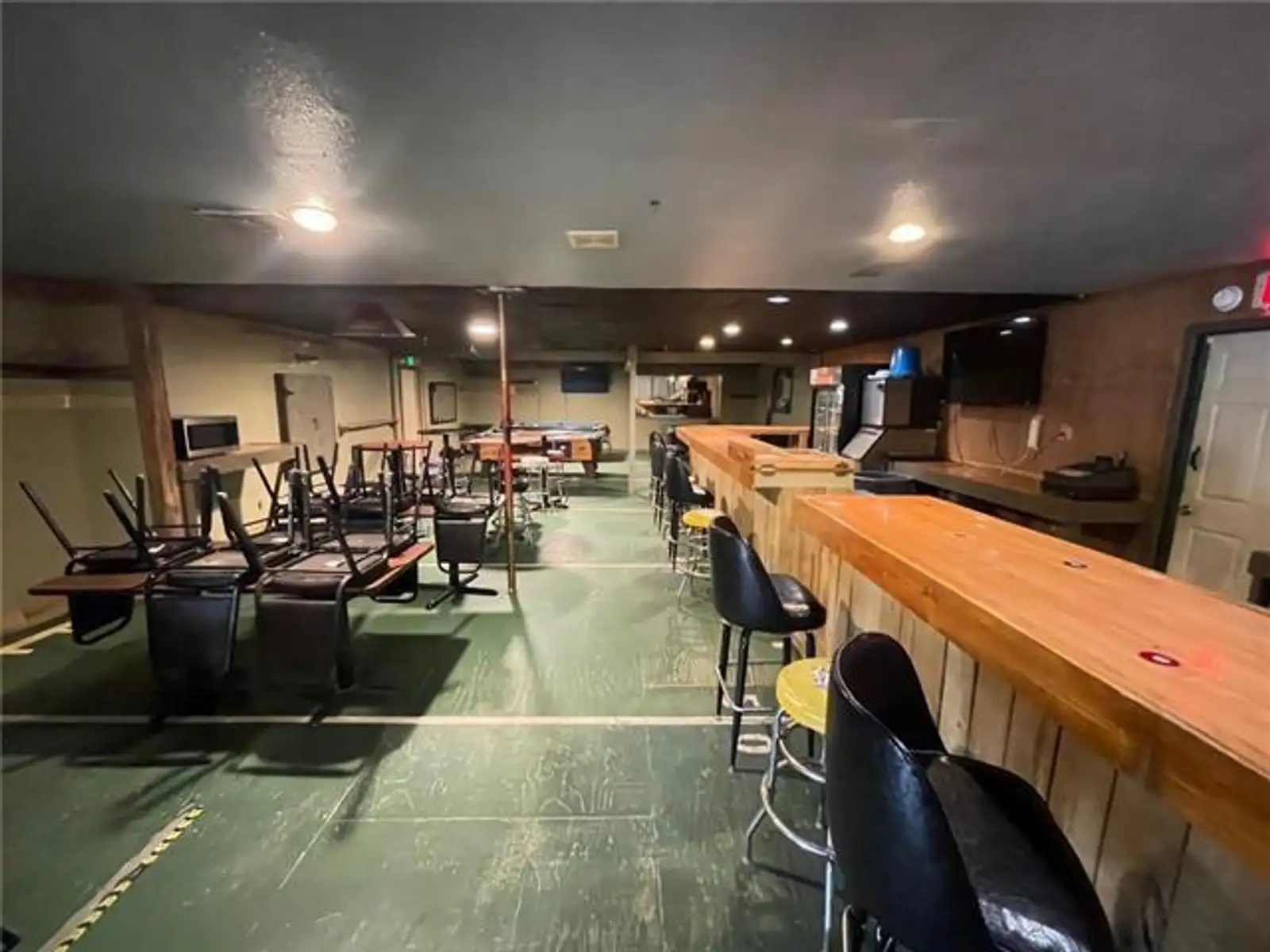 18056 Florida Blvd image 16