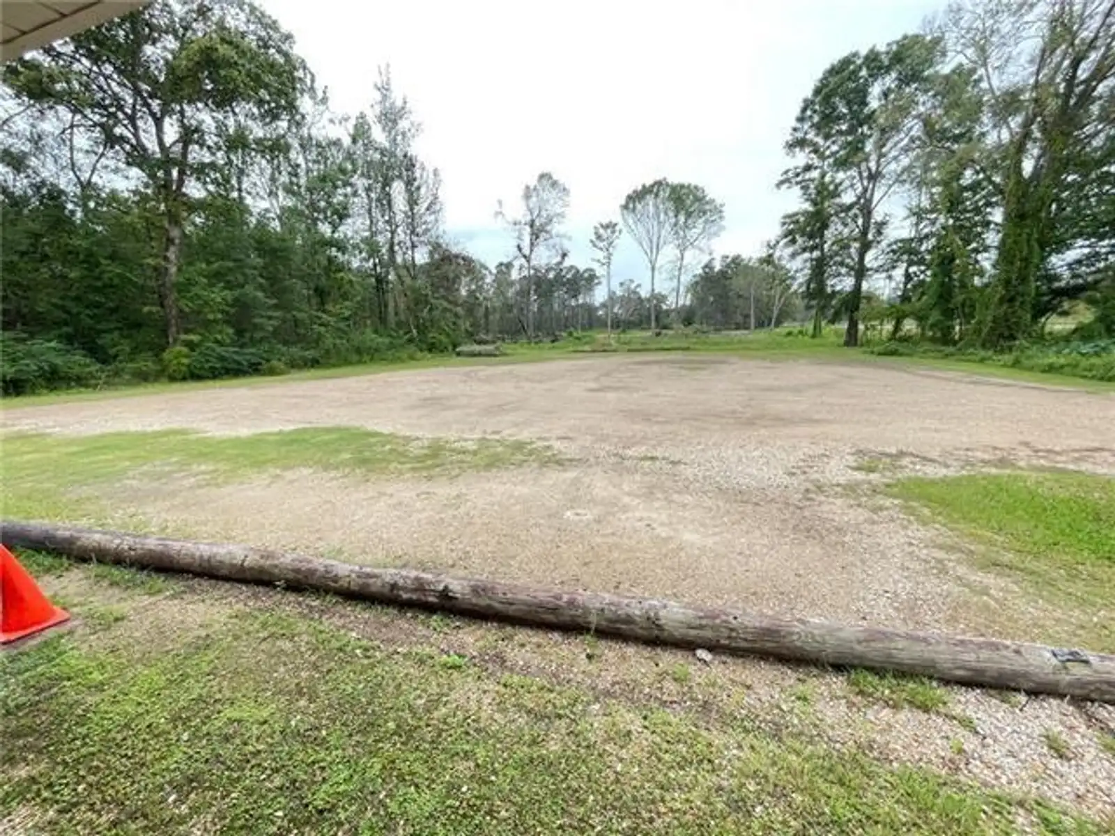 18056 Florida Blvd image 14