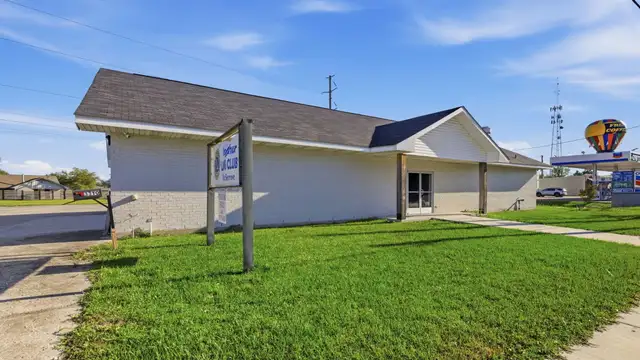 3310 Maplewood Dr thumbnail 3