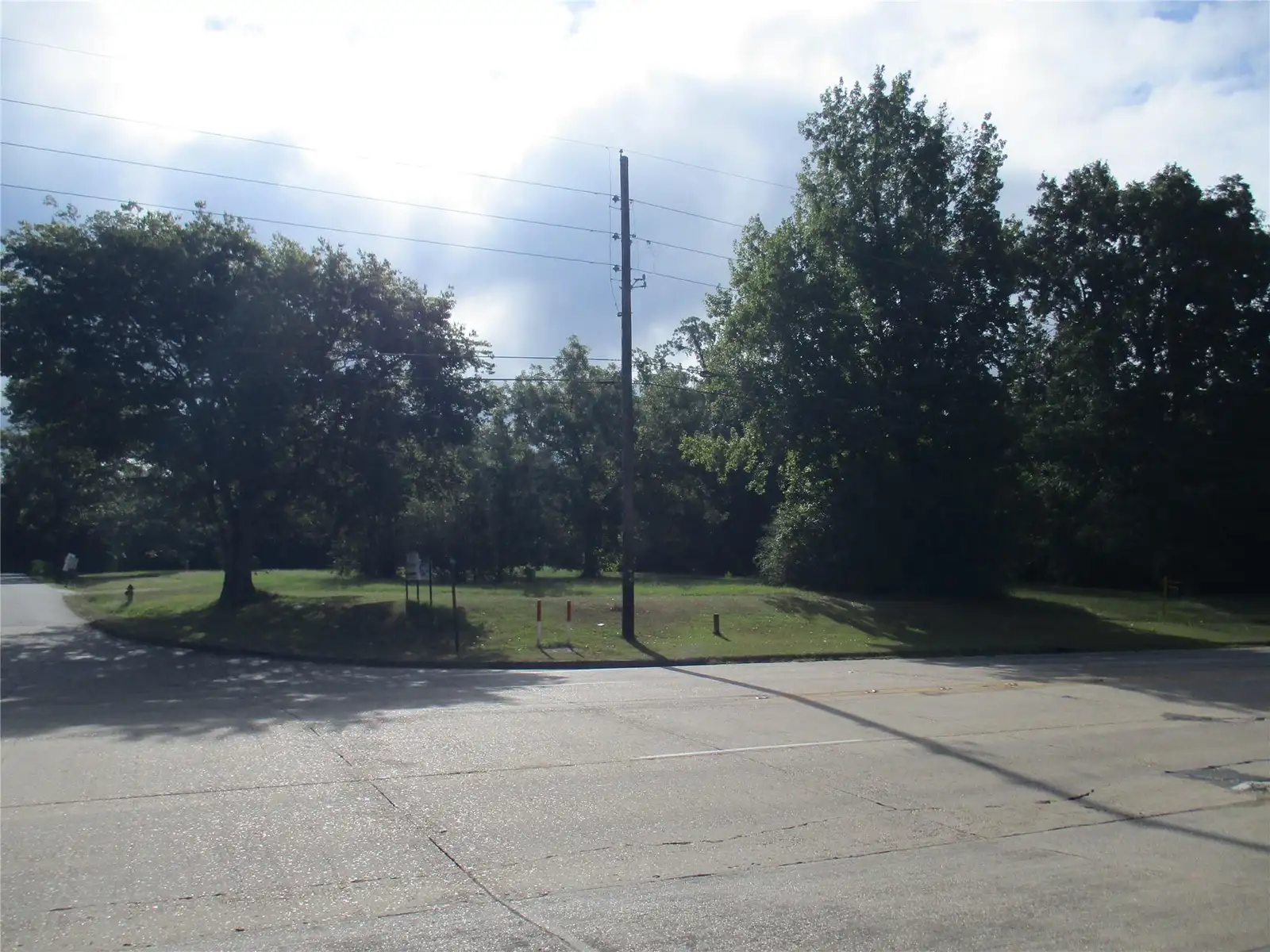 Benton Land image 3