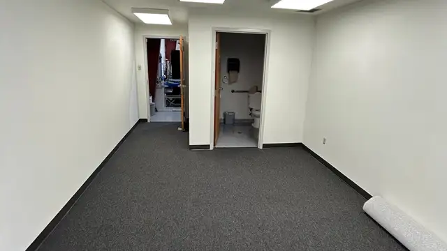 18 Commerce Ct thumbnail 4