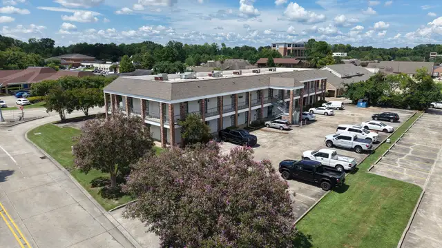 Renovated Office Condo For Sale - Heart Of The Medical District thumbnail 2