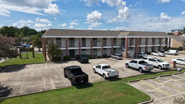 Renovated Office Condo For Sale - Heart Of The Medical District thumbnail 3