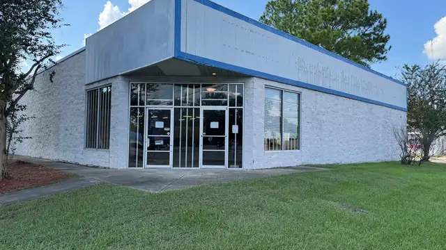 2286 Highland Rd thumbnail 2