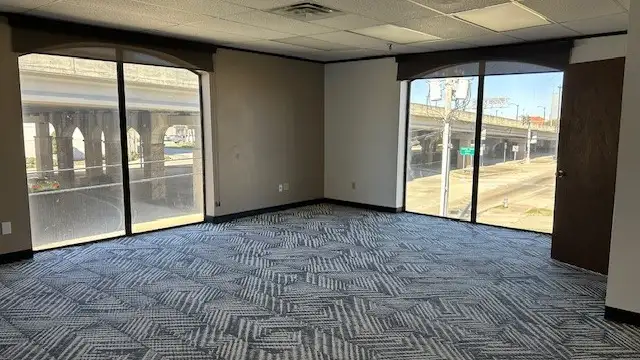2901 N Causeway Blvd thumbnail 2
