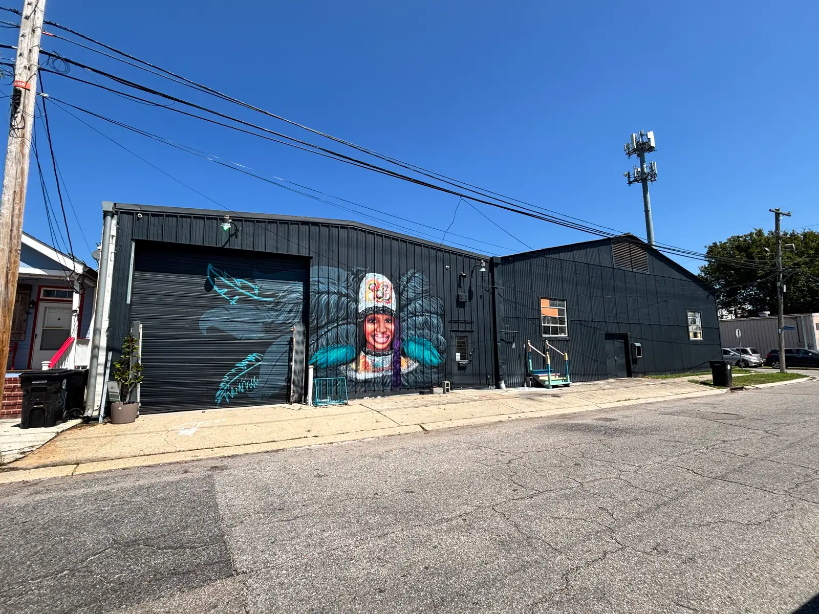 Mid City Mixed-Use Warehouse Opportunity
