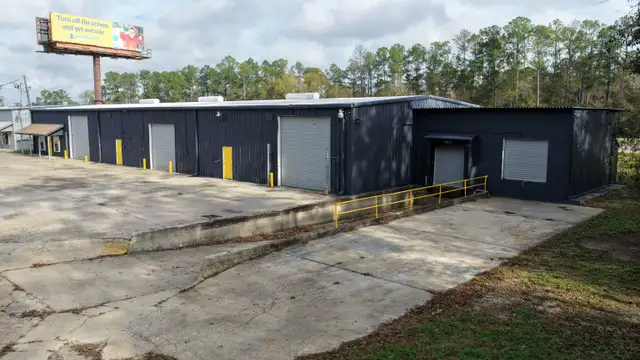 I-55 High Visibility Industrial Property thumbnail 3