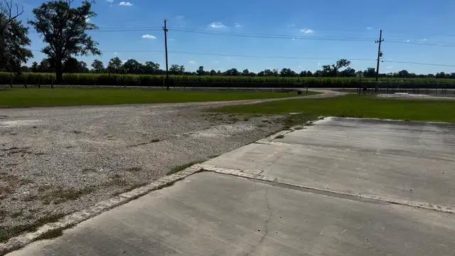 75830 Rosedale Rd thumbnail 3