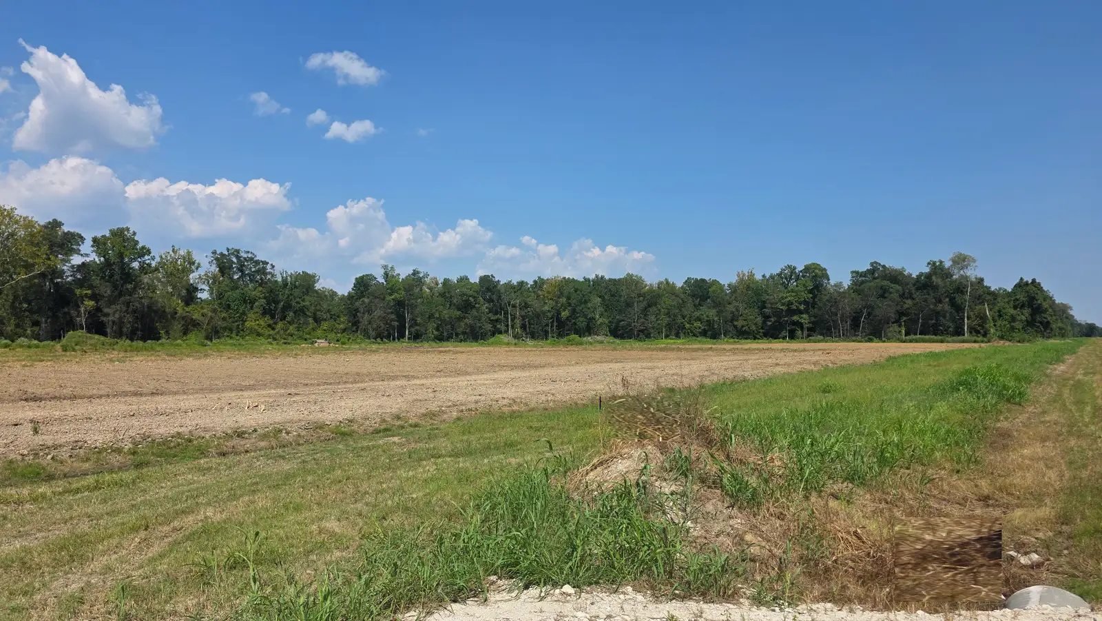 Prime Commercial Acreage in Ascension Parish - Will Build to Suit
