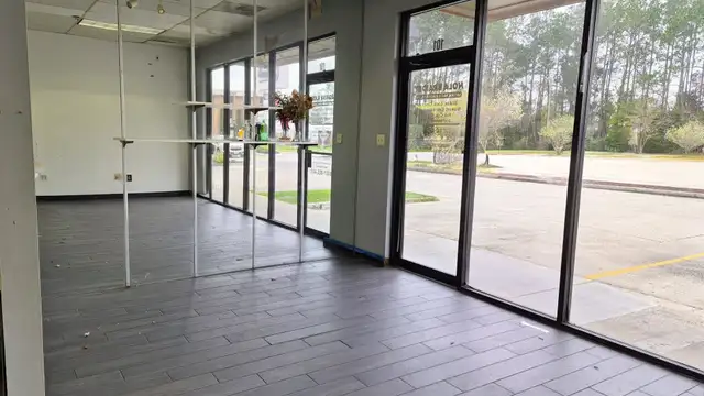 Suite 101 image