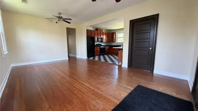116 Colby St thumbnail 4
