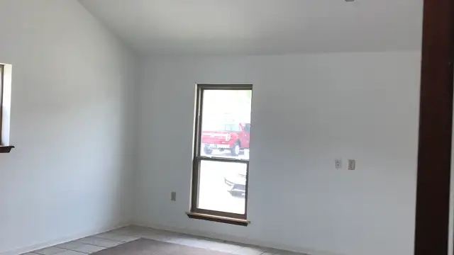 Office Space For Lease thumbnail 5