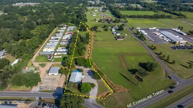 4300 NE Evangeline Thruway thumbnail 5