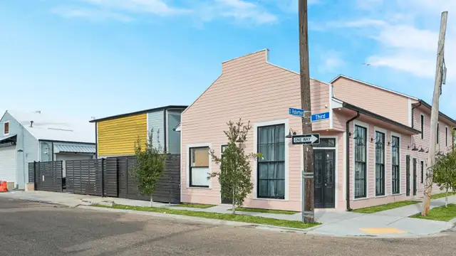 7-Unit Multi-Family Building thumbnail 2