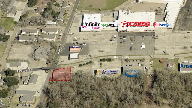 Retail/ Salon Available For Lease thumbnail 4