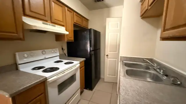 6707 Tara Ln thumbnail 3