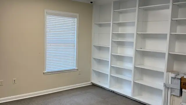 2,000 SF Office with Interstate Visibility thumbnail 3