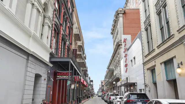 TROPHY BOURBON STREET ASSET thumbnail 4