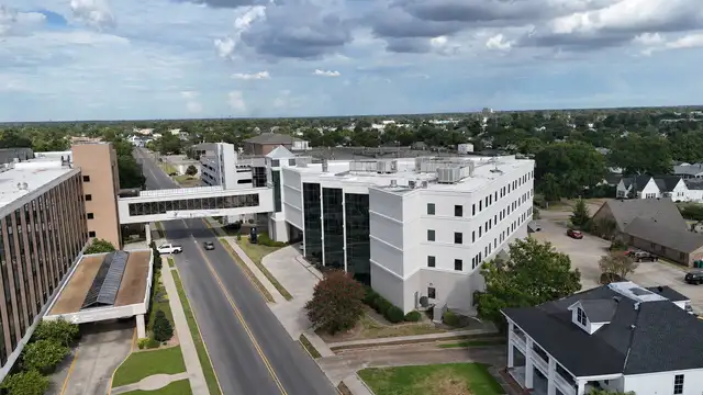501 Dr Michael Debakey Dr thumbnail 2