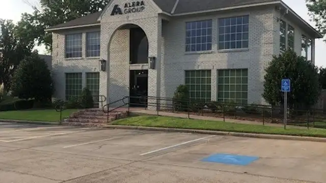 806 Brook Hollow Dr thumbnail 5