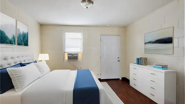 1425 Monroe St thumbnail 3