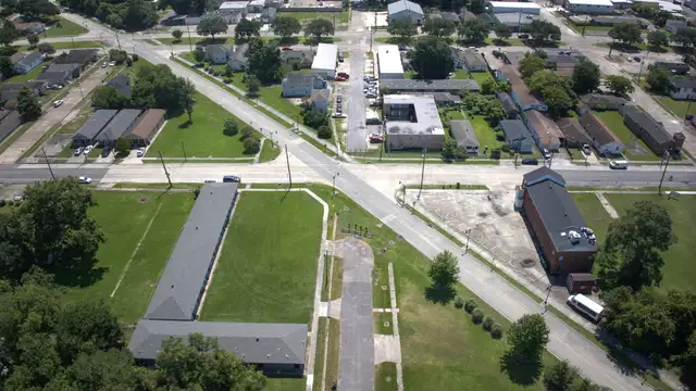 1425 Monroe St thumbnail 2