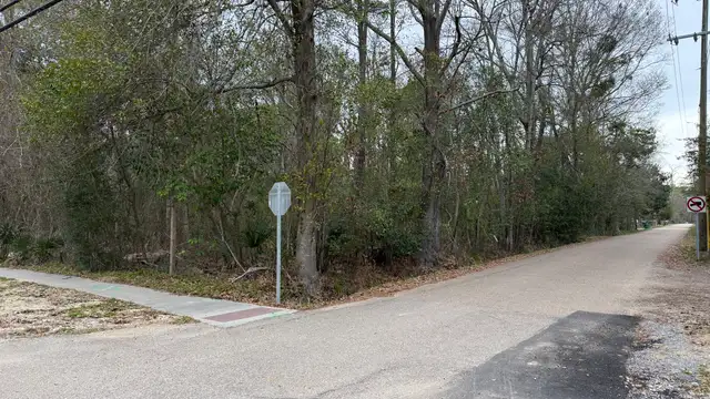Prime Land Old Mandeville, Monroe St thumbnail 4