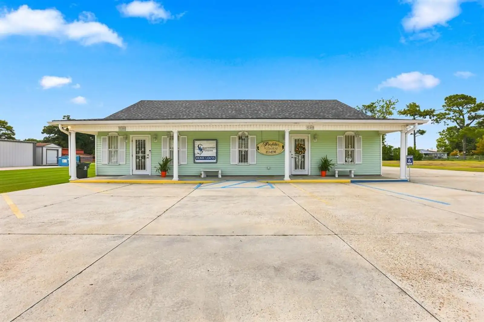186 Enterprise Dr