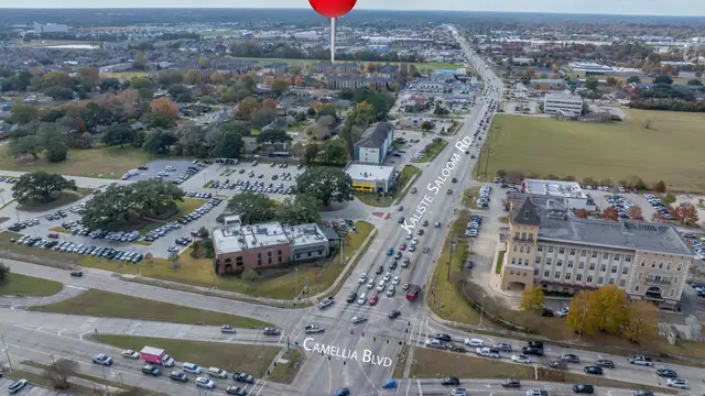2231 Kaliste Saloom Rd thumbnail 5