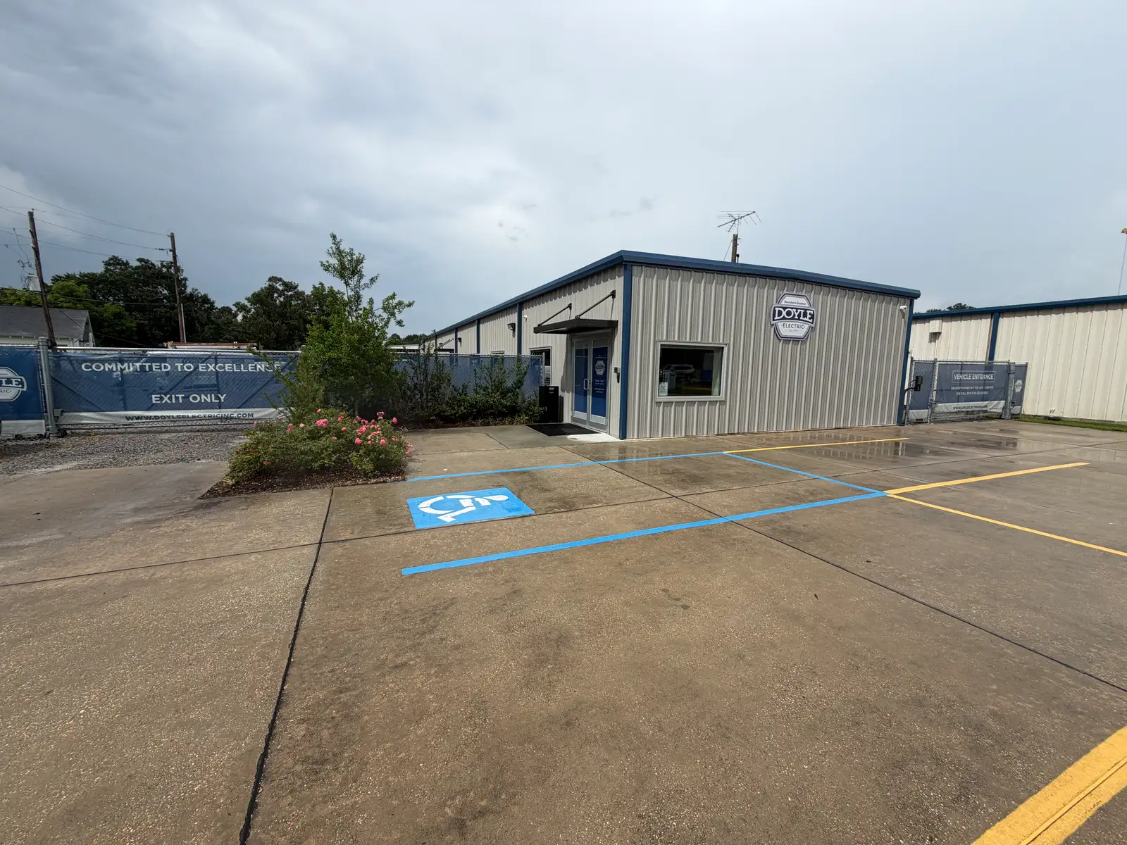 15035 Jefferson Hwy