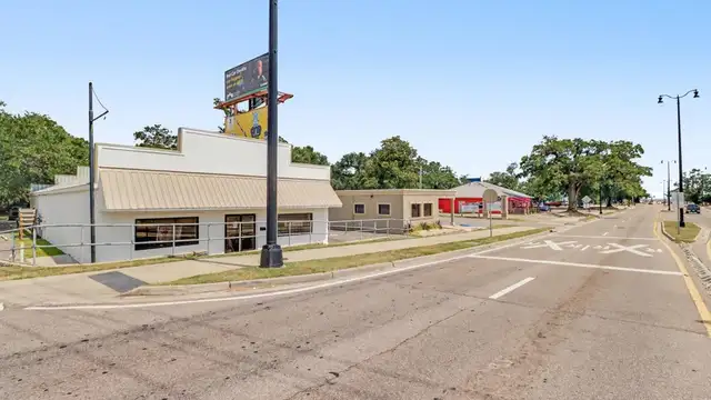 240 Courthouse Rd thumbnail 4