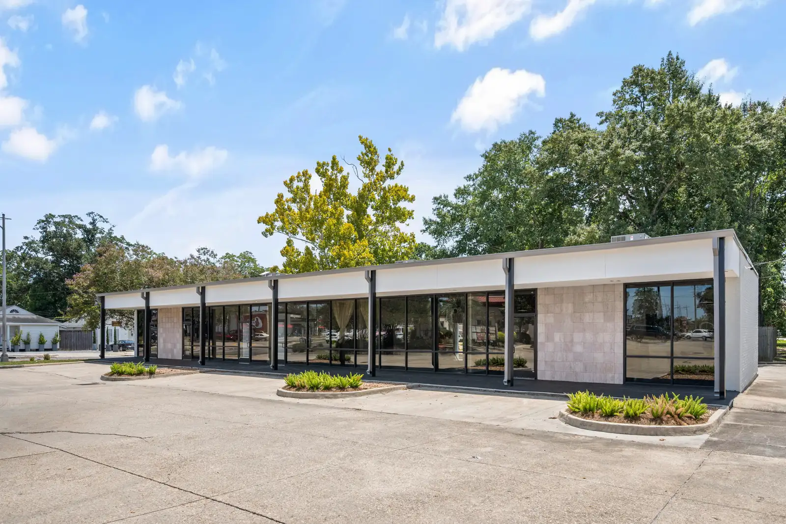 4950 Government St, Baton Rouge, LA 70806