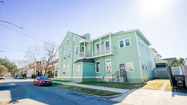 Central City 9 Unit Apartment Complex For Sale thumbnail 3