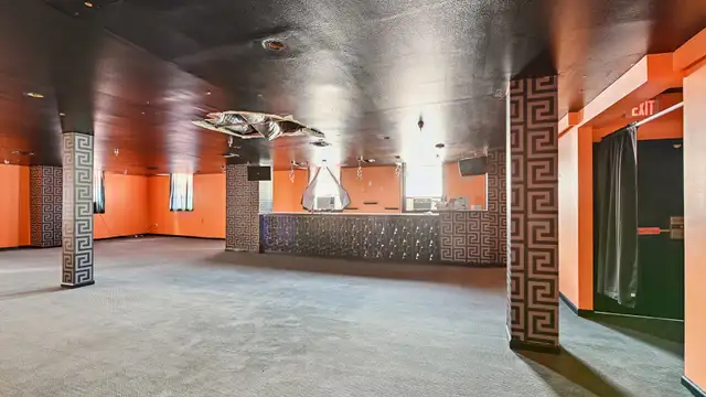 View image 12
