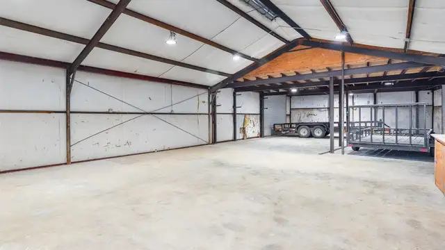 1010 Contractors Circle #C thumbnail 2
