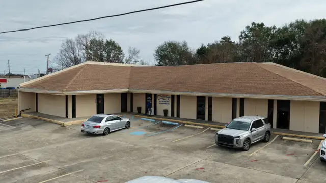 1705 Lapalco Blvd thumbnail 2