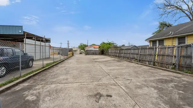 View image 25