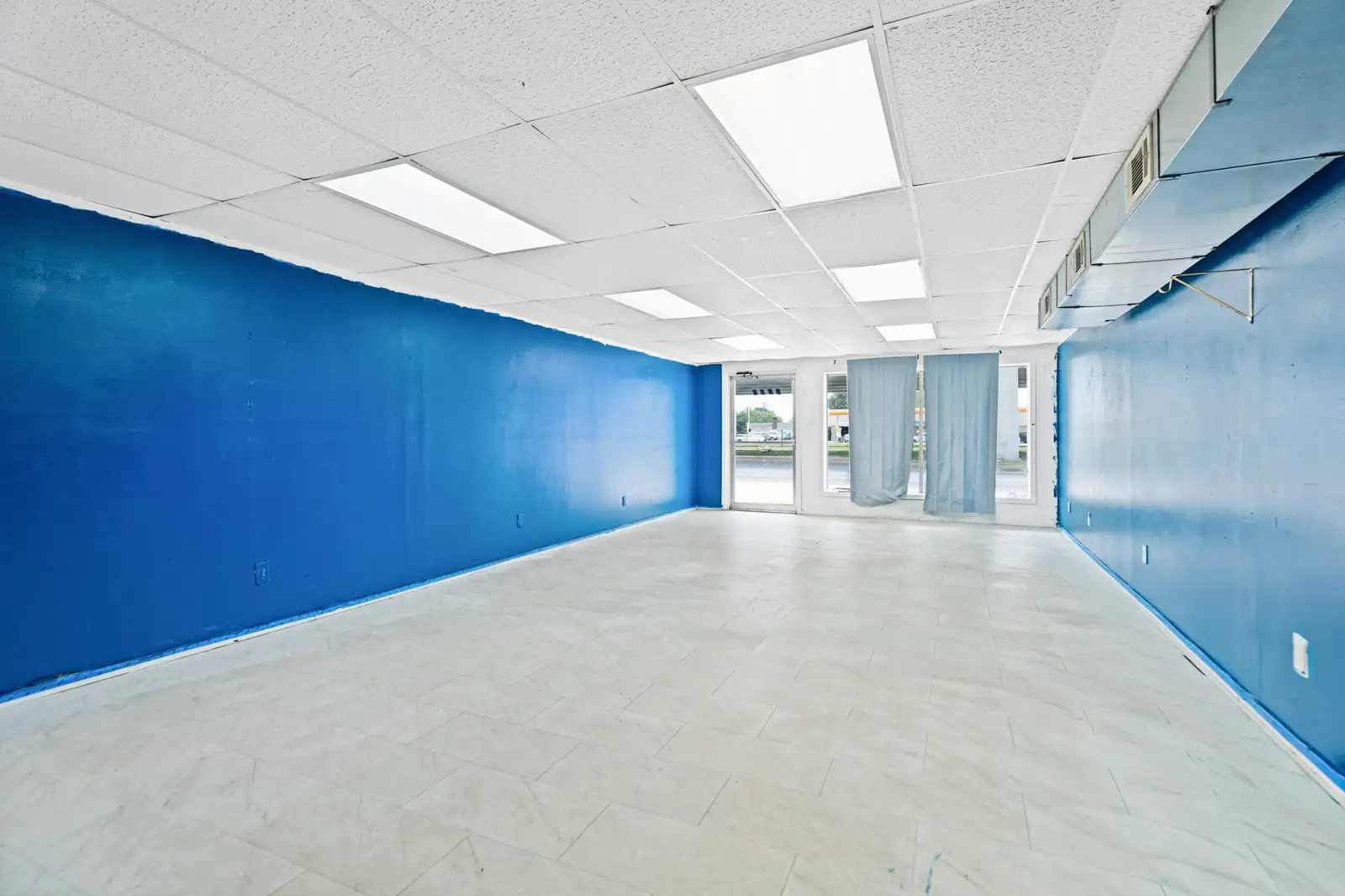 4211 Westbank Expy image 19