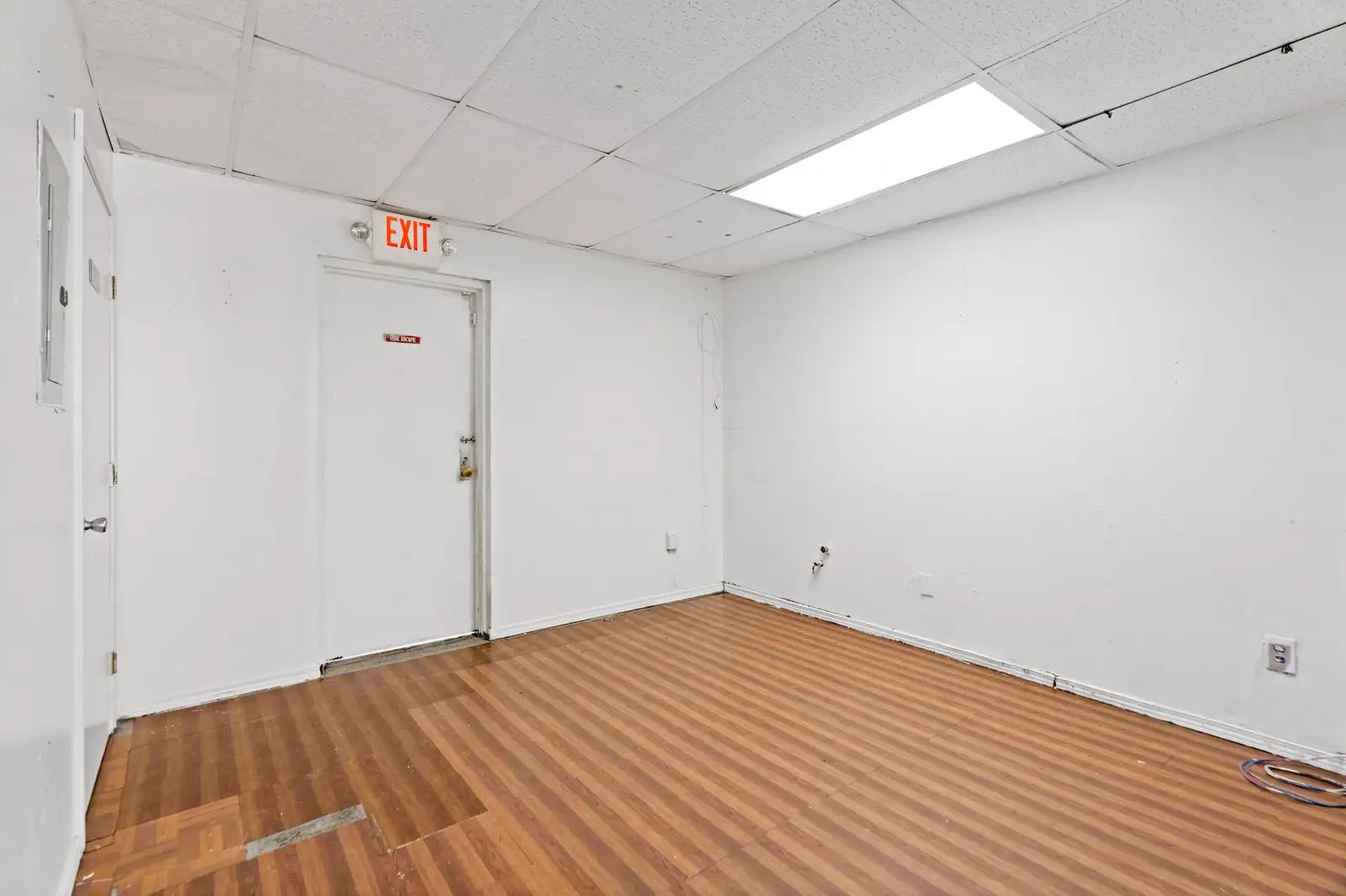 4211 Westbank Expy image 22