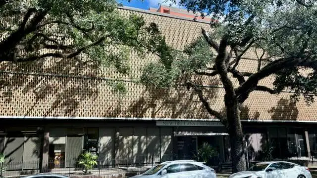2475 Canal St. thumbnail 2