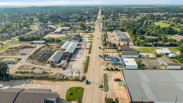 4226 Lake St thumbnail 2