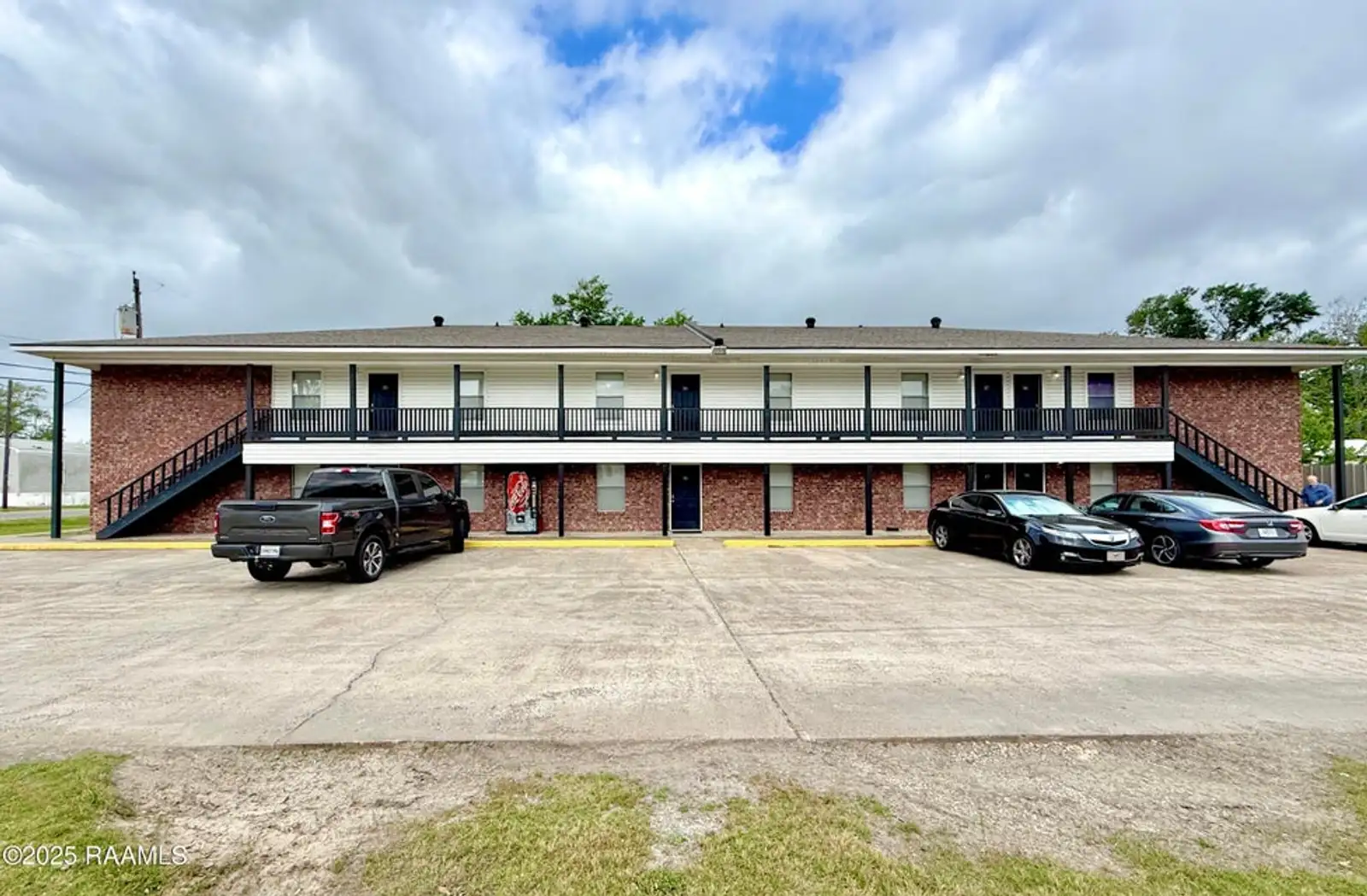 356 Invader St