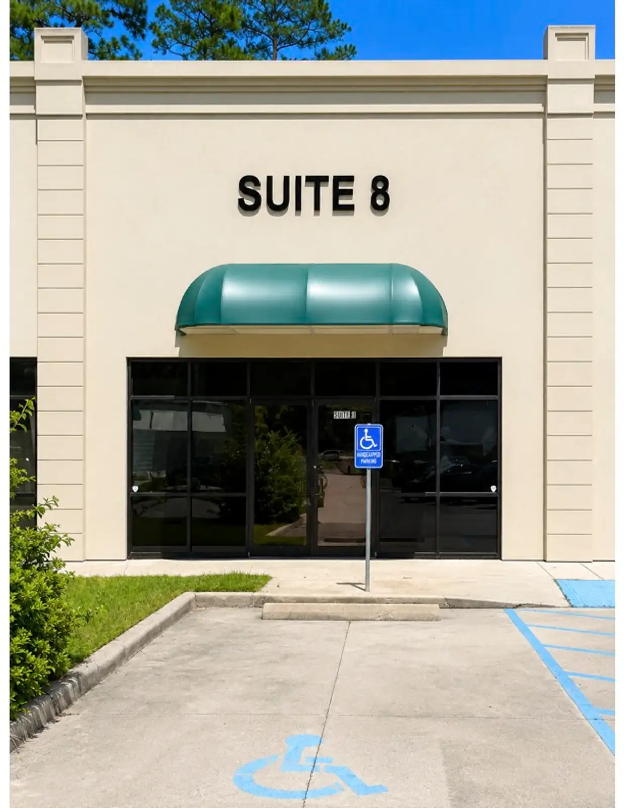 CrossRoads Shopping Center Suite 8