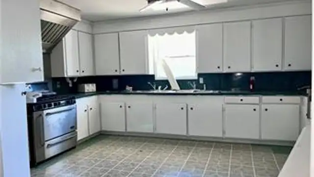 View image 9