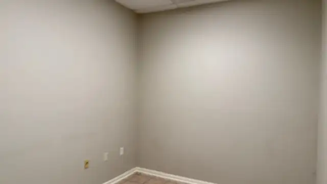 3655 O'Neal Ln Suite 6 thumbnail 4